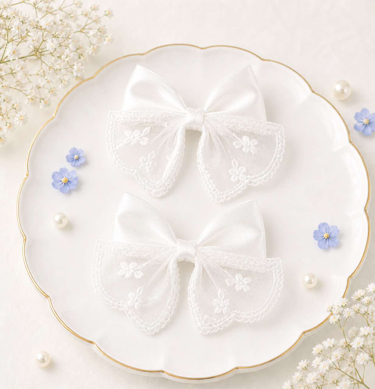 Tiny Feet Darling Lace Bow Clip Set